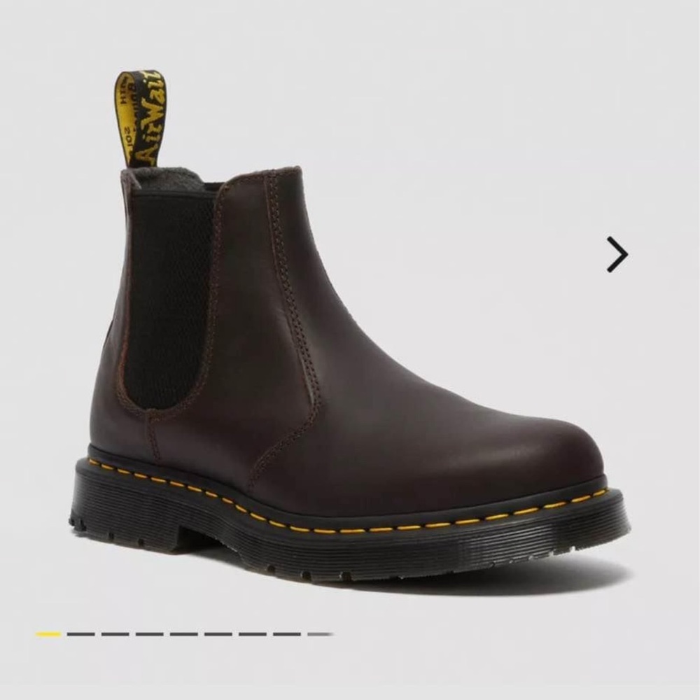 Dr. Martens wintergrip chelsea boots